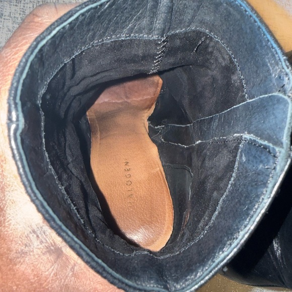 Halogen Black Leather Pointed Toe Ankle Boots - Picture 4 of 16